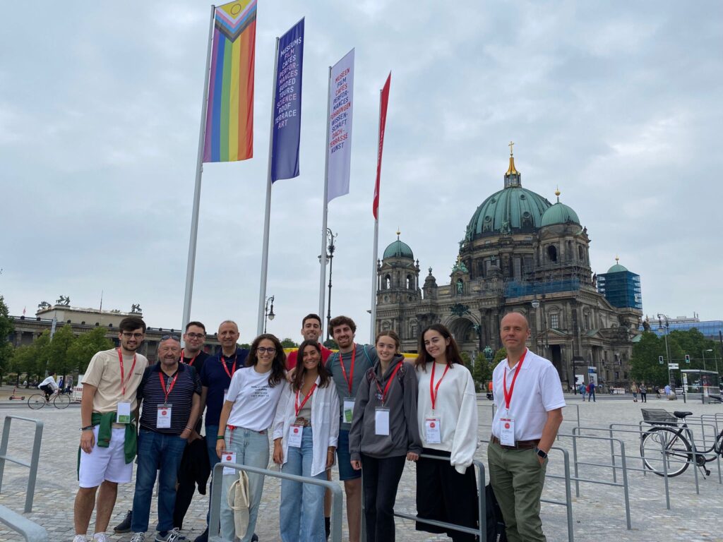 Personas representantes de YMCA España en el 50 Anivesario de YMCA Europa en Berlín